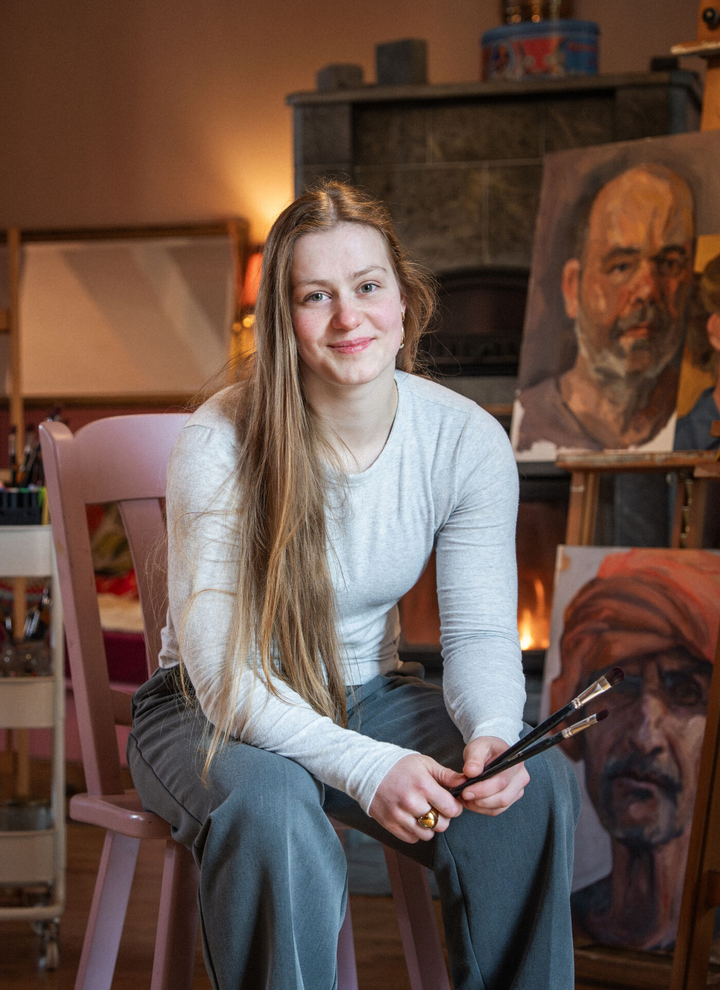 Sara voor We Are Today Louisa Vergozisi